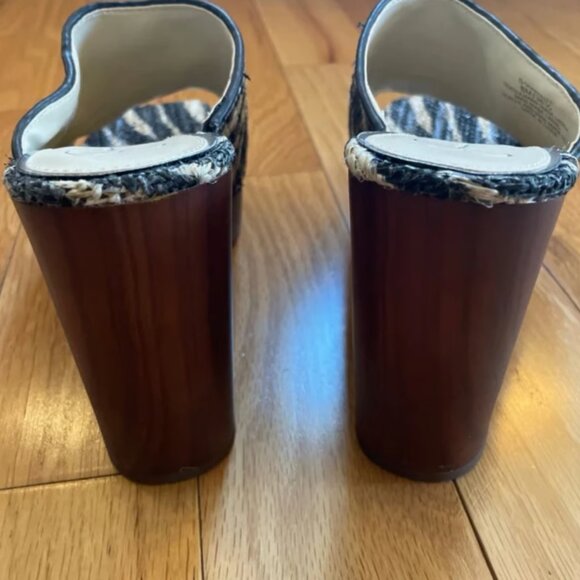 Jessica Simpson Wedge Sandals - Size 8 - NEVER WORN! - Picture 4 of 7